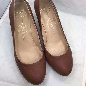 Jessica Simpson wedge size 7M brown